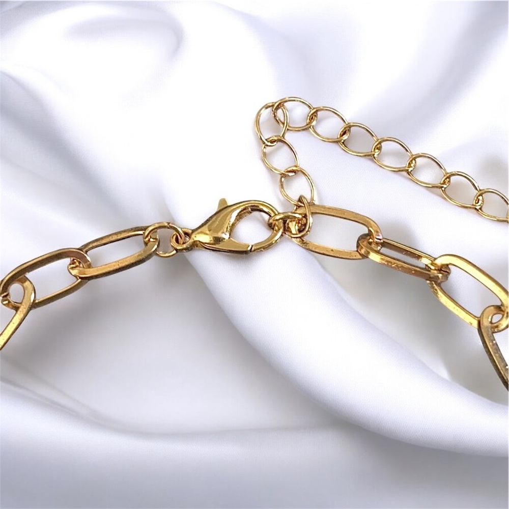 Women’s gold stainless steel paperclip 6.5 inch bracelet - with 2 inch extender - Picture 3 of 5